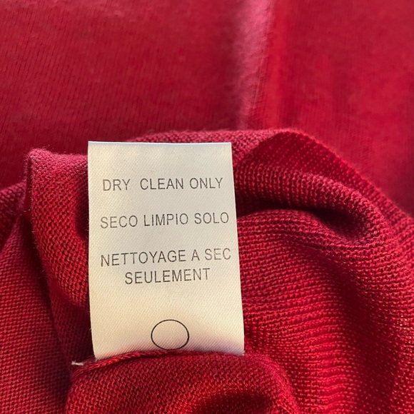 NWOT Merino Acrylic blend V-Neck Red light weight long sleeve sweater - Picture 8 of 10